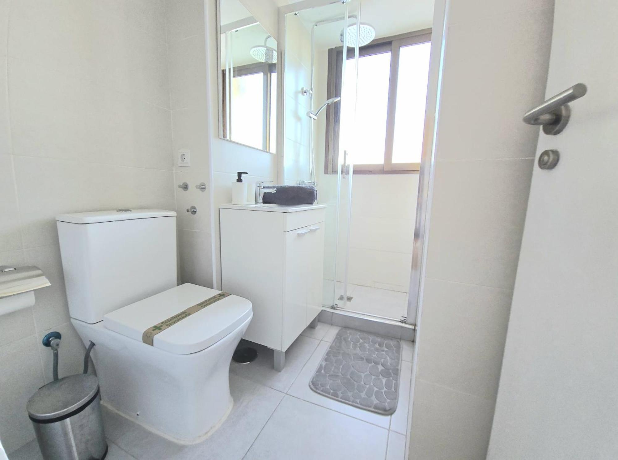 Nogalera Rainbow 2-Bedroom Apartment, Pool And Parking By Namaste Elite 托雷莫利诺斯 外观 照片